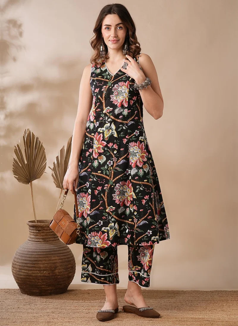 globus Globus Women Black & Pink Floral Printed Regular Pure Cotton Kurta With Trousers Festive Set